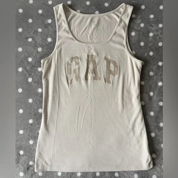 GAP Women's Ribbed Tank Top - Picture 8 of 8